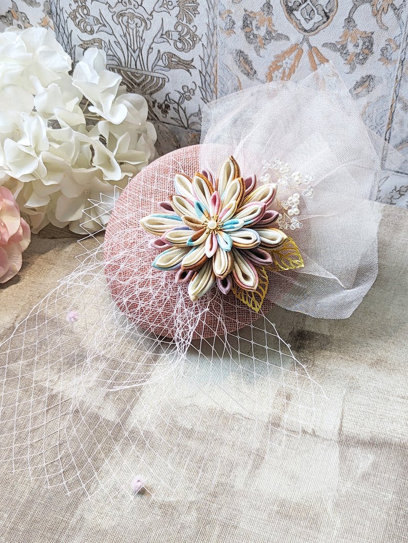 【洋粋スタイル】つまみ细工手作－和洋小礼帽。轻舞飞扬(粉) - 帽子 - 棉．麻 多色