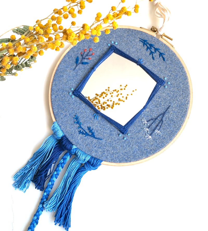 蓝色植物 刺绣流苏镜子 挂饰 - 彩妆刷具/镜子/梳子 - 绣线 蓝色
