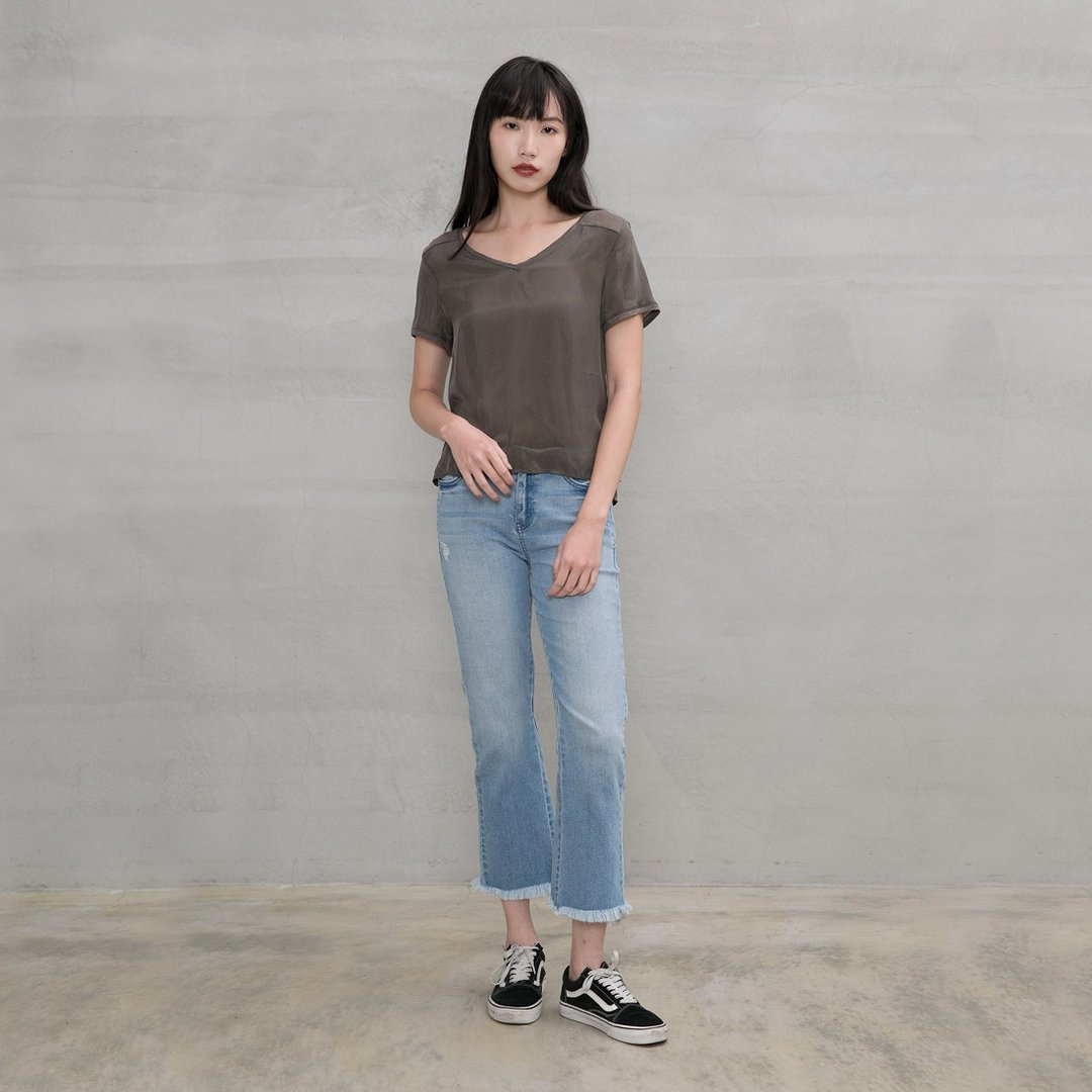 浑然自我靴型牛仔裤 Indie Soul Boot Cut Jeans - 女装长裤 - 棉．麻 多色