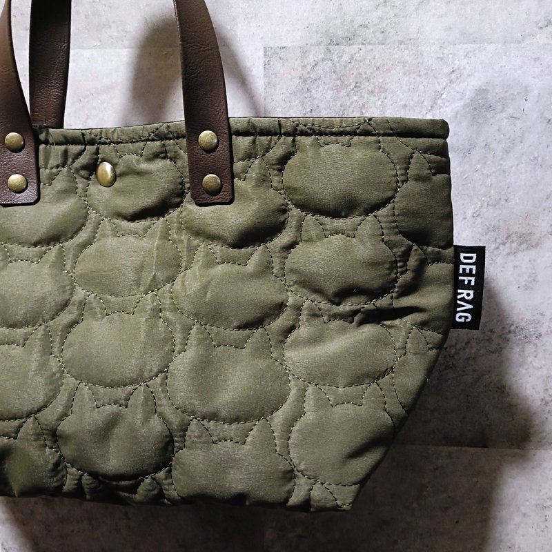 【橄榄绿】隐藏猫咪缝线 - 铺棉菱格纹迷你托特包 - 附磁扣・内袋 - 手提包/手提袋 - 尼龙 绿色