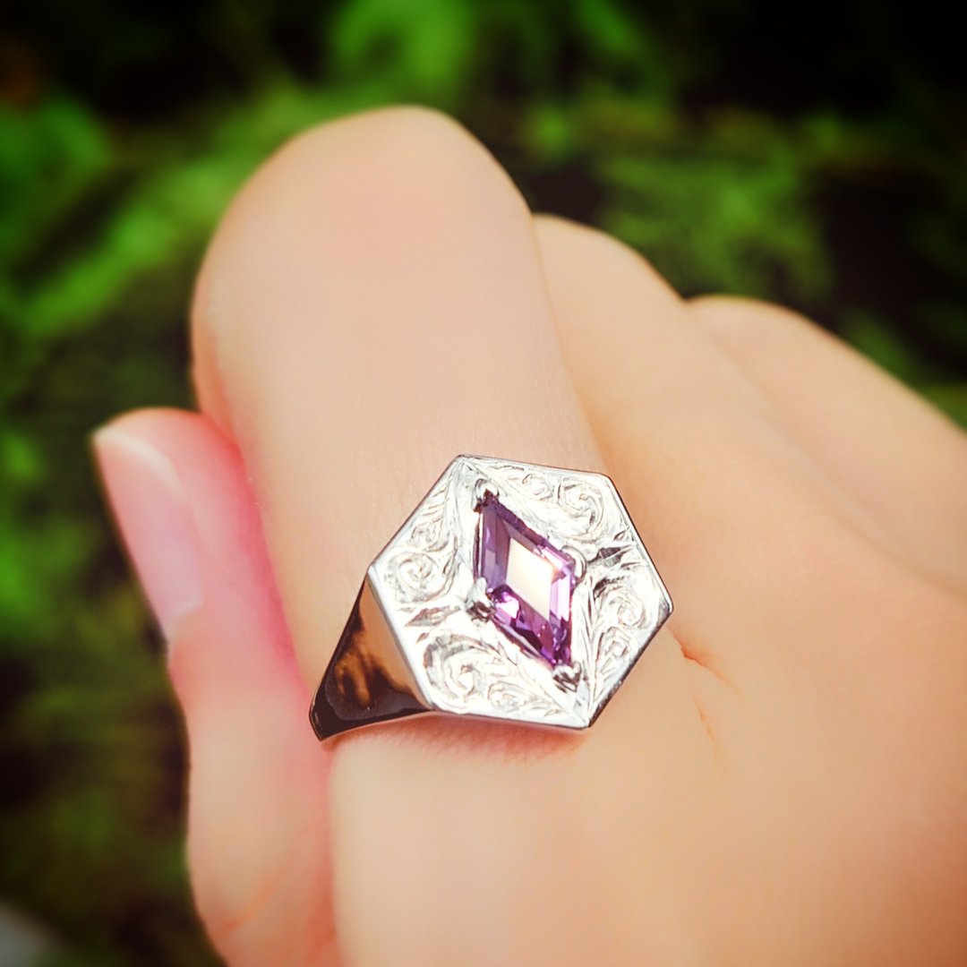 人手批花 菱形紫晶 纯银戒指 传统工艺 - 戒指 - 纯银 紫色