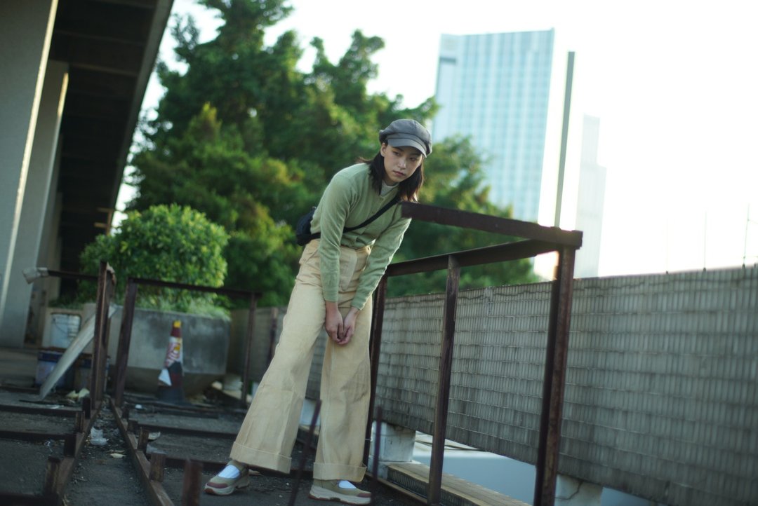 经典灯芯绒阔脚裤 Corduroy Wide-Leg Trousers - 女装长裤 - 其他材质 卡其色