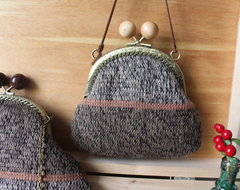 毛线毛衣复古口金包 小 - 侧背包/斜挎包 - 聚酯纤维 咖啡色