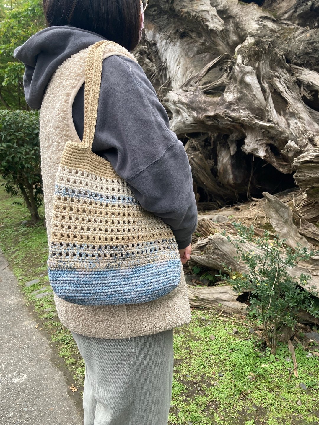 肩背洞洞包 棉 手工编织 - 侧背包/斜挎包 - 棉 多色