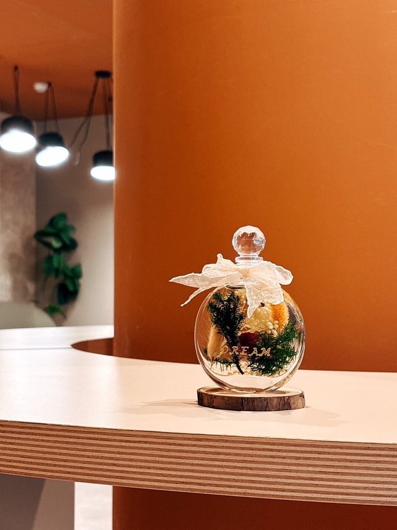 岚缇花香室 浪漫永生花浮游花灯 生日礼物/伴手礼/闺密礼物 - 干燥花/捧花 - 玻璃 