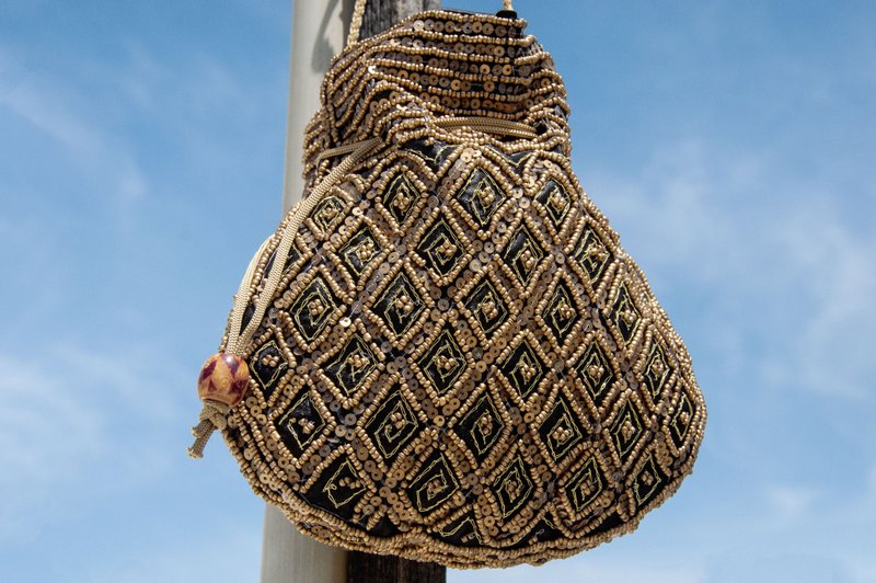 印度珠绣斜背包/锁链绣花化妆包/晚宴包/侧背包-沙漠亮片花朵刺绣 - 侧背包/斜挎包 - 绣线 多色