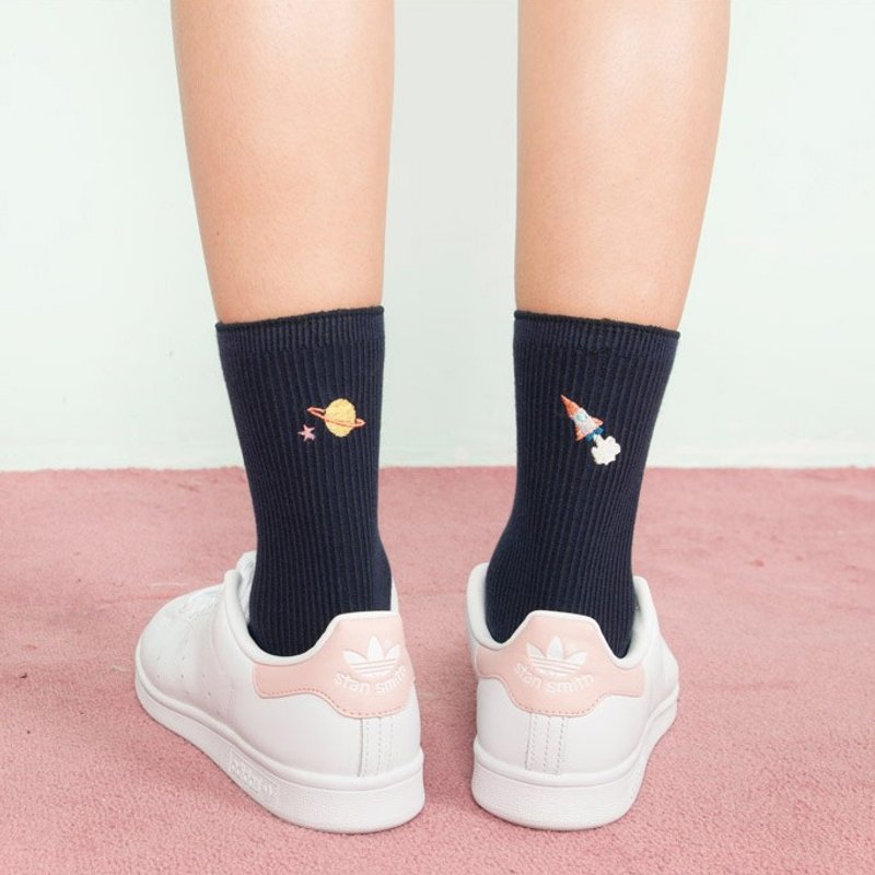 Dear My Universe 后刺绣短袜 - 深蓝 - 袜子 - 棉．麻 蓝色