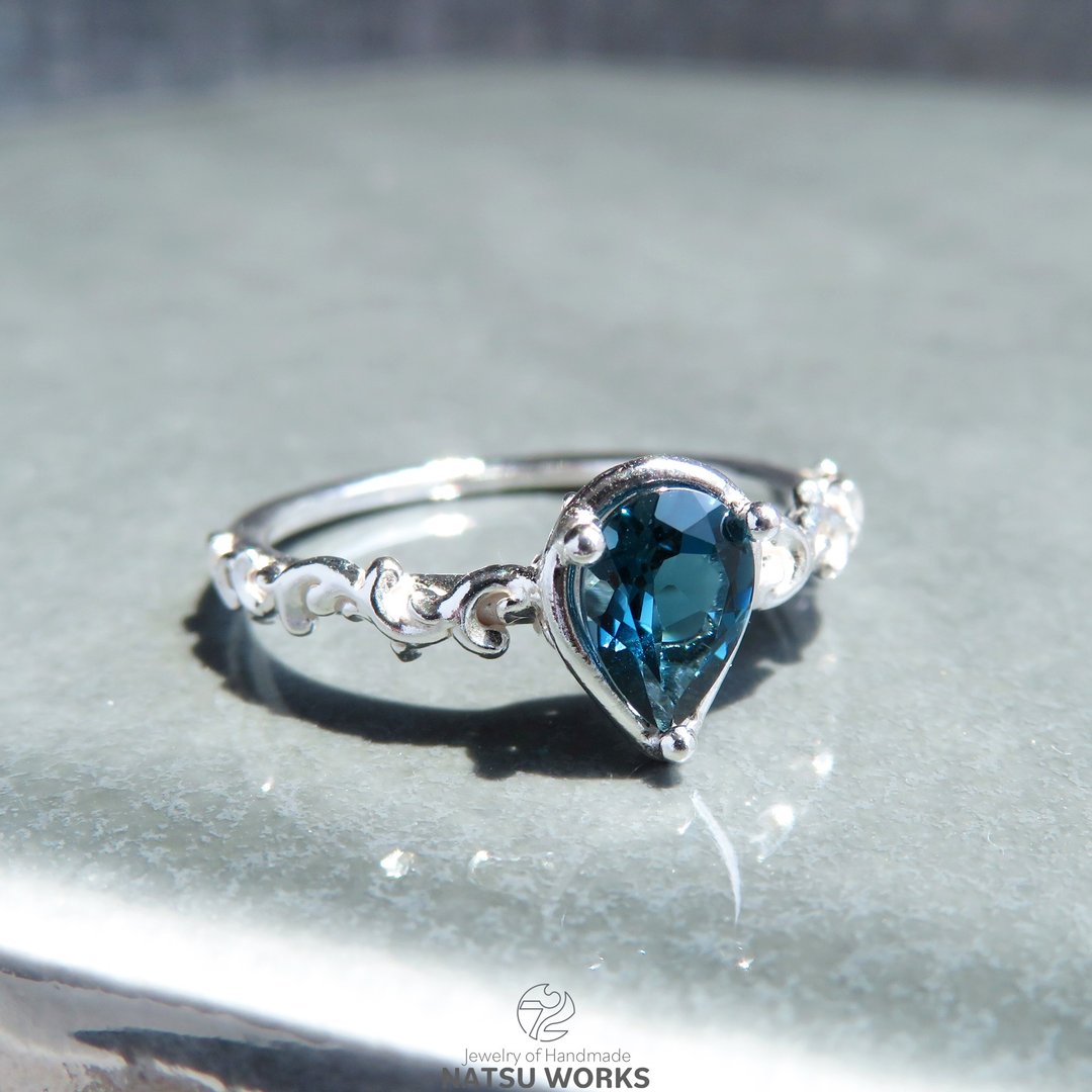 伦敦蓝托帕石 戒指 / London Blue Topaz Ring - 戒指 - 宝石 蓝色