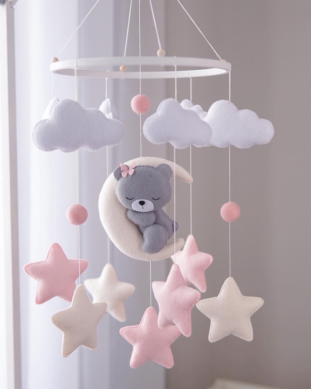 Bear baby mobile girl. Crib decor girl. Nursery decor. Baby shower gift - 玩具/玩偶 - 羊毛 