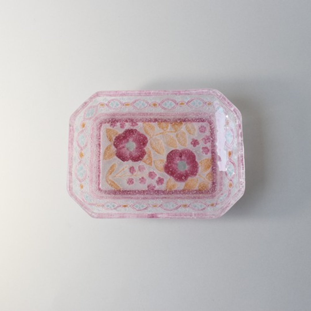 Hermanus and forget-me-not square plate - 浅碟/小碟子 - 玻璃 粉红色