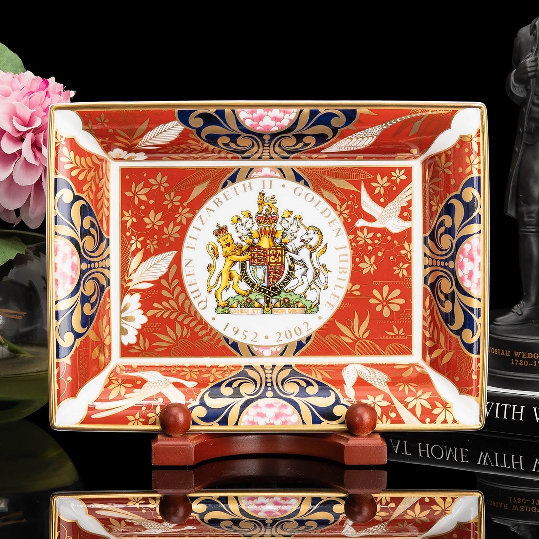 【皇家金禧】Royal Worcester 女王登基2002骨瓷手表饰品首饰盘 - 收纳用品 - 瓷 