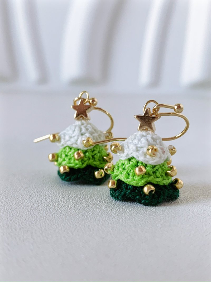 手工编织微鈎圣诞系列 - 圣诞树耳环针织 钩织 - 耳环/耳夹 - 绣线 多色