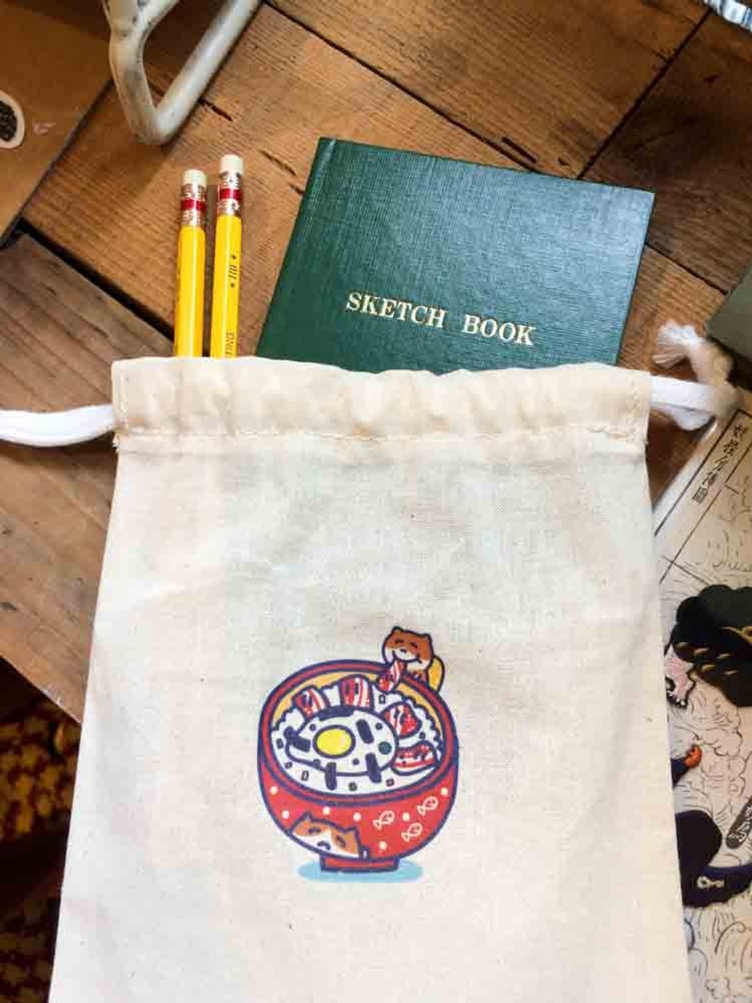 定制化 宠物人像 猫狗小孩 帆布束口袋 手工印制 Drawstring bag - 化妆包/杂物包 - 棉 红色