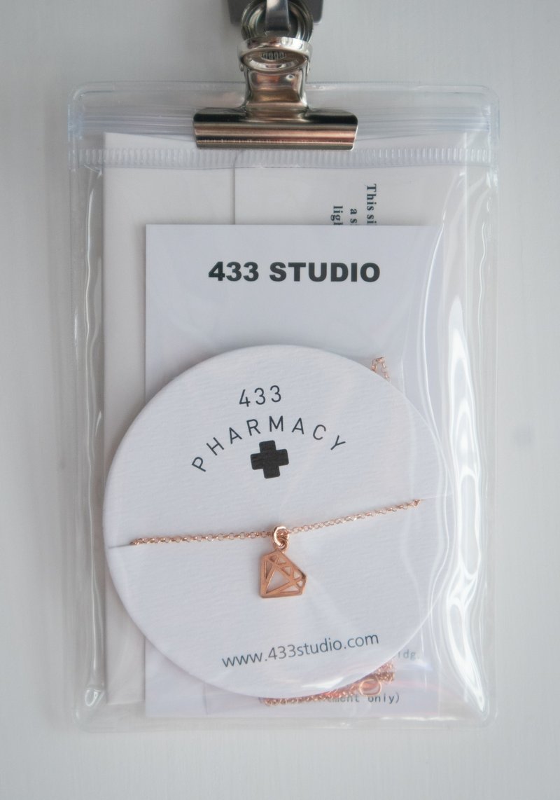 925 SILVER 镂空钻石- 玫瑰金-颈链 - 项链 - 纯银 粉红色