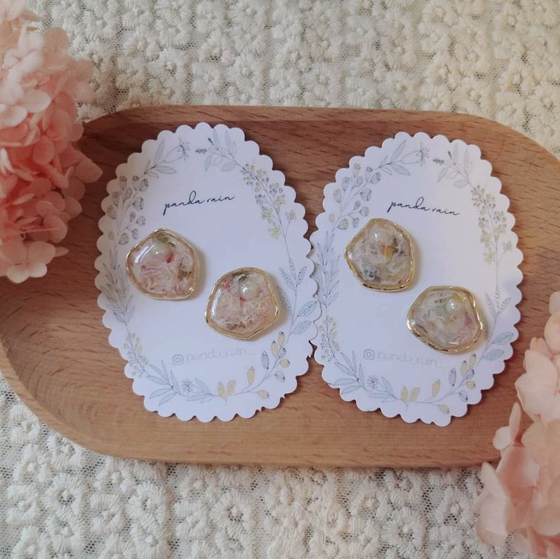 彩绘风不规则金属边框碎花珍珠耳环 -紫粉系/橙红系 - 耳环/耳夹 - 树脂 多色