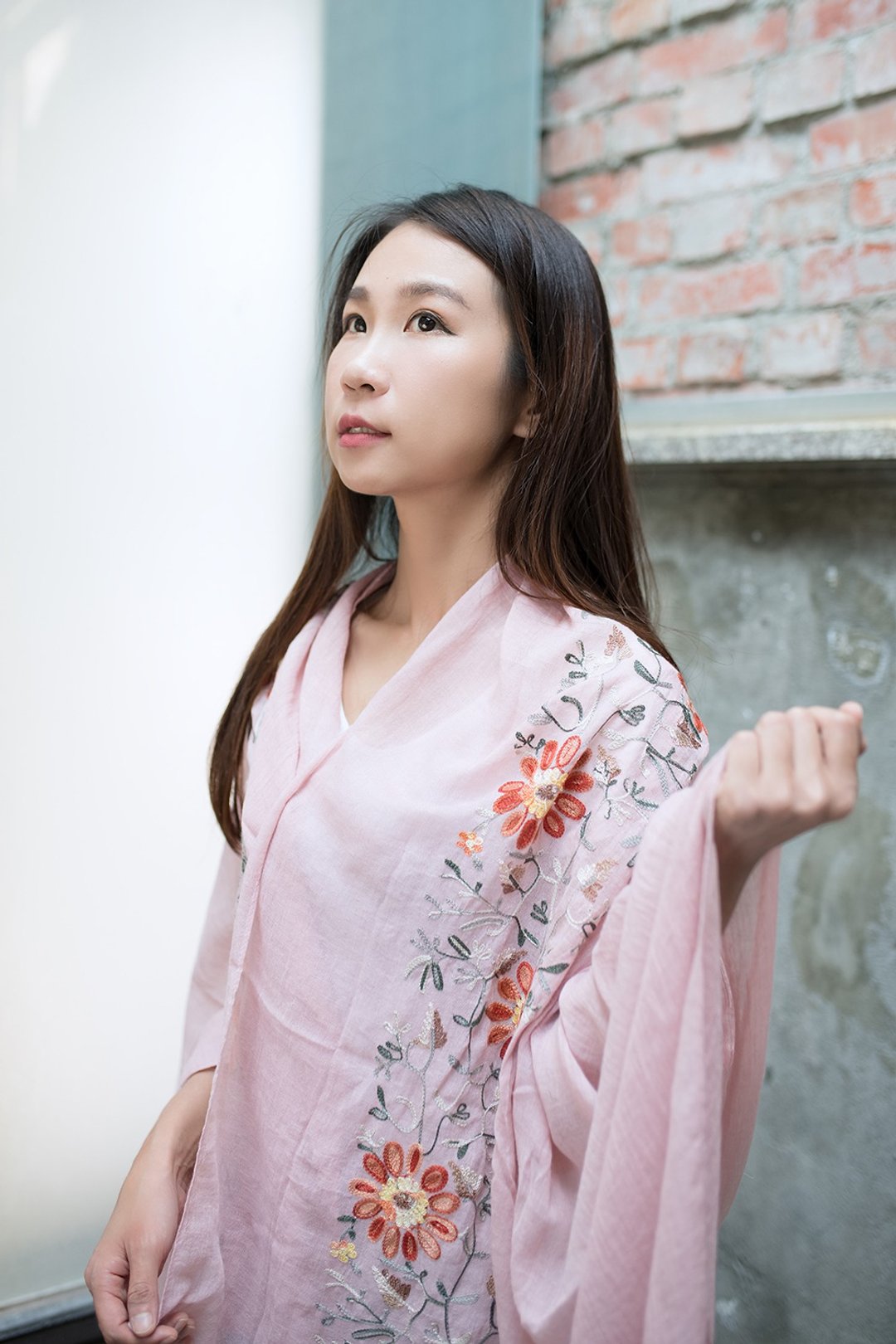 Unni复古蕾丝棉麻长丝巾 遮晒 挡风 披肩 scarf 围巾 丝巾 长巾 - 围巾/披肩 - 棉 粉红色