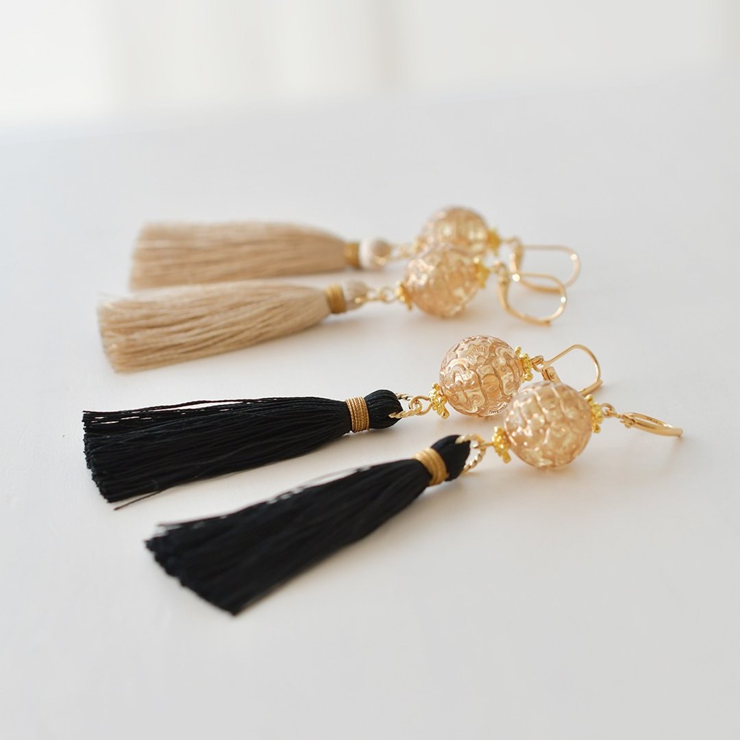 Long tassel earrings /Antique star - 耳环/耳夹 - 其他材质 黑色