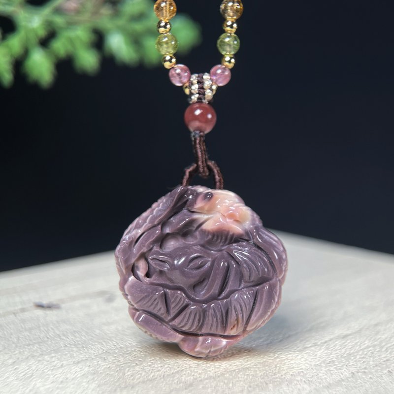 高瓷阿拉善玛瑙九尾睡狐吊坠项链豆沙紫渐变萌狐睡莲玉坠油润灵动 - 项链 - 半宝石 