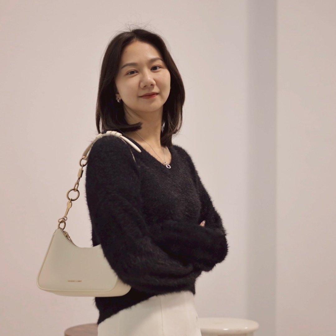 奢华柔毛自订款针织毛衣 - 女装针织衫/毛衣 - 聚酯纤维 黑色