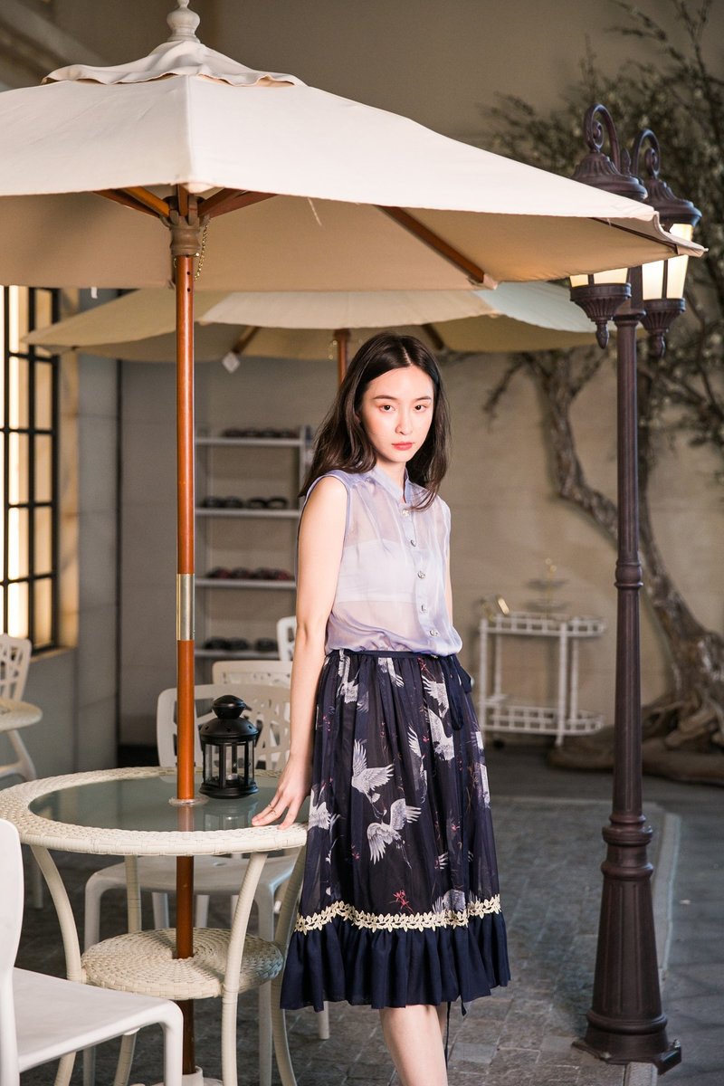 马克的平日穿搭 超透上身拼接印花雪纺无袖洋装 - 洋装/连衣裙 - 棉．麻 蓝色