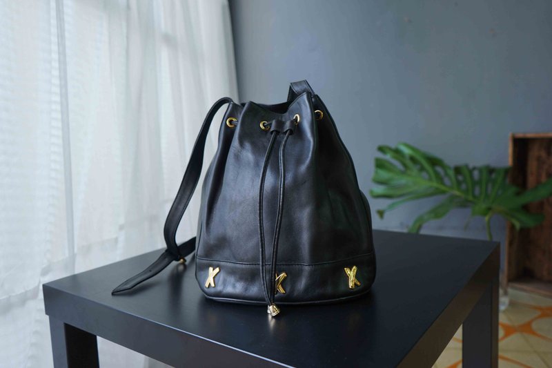 寻宝复古古董包-by Paloma Picasso意大利黑色皮革肩背水桶包 - 侧背包/斜挎包 - 真皮 黑色