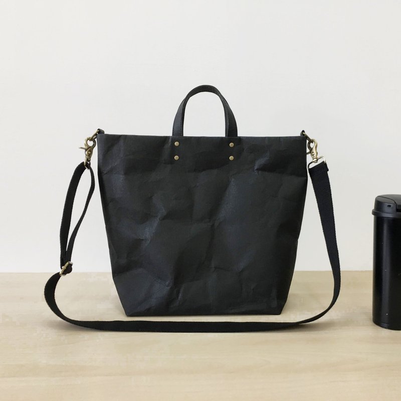 可水洗纸黑色托特包(通勤包、公文包、书包、手提包、斜背包) - 手提包/手提袋 - 纸 黑色
