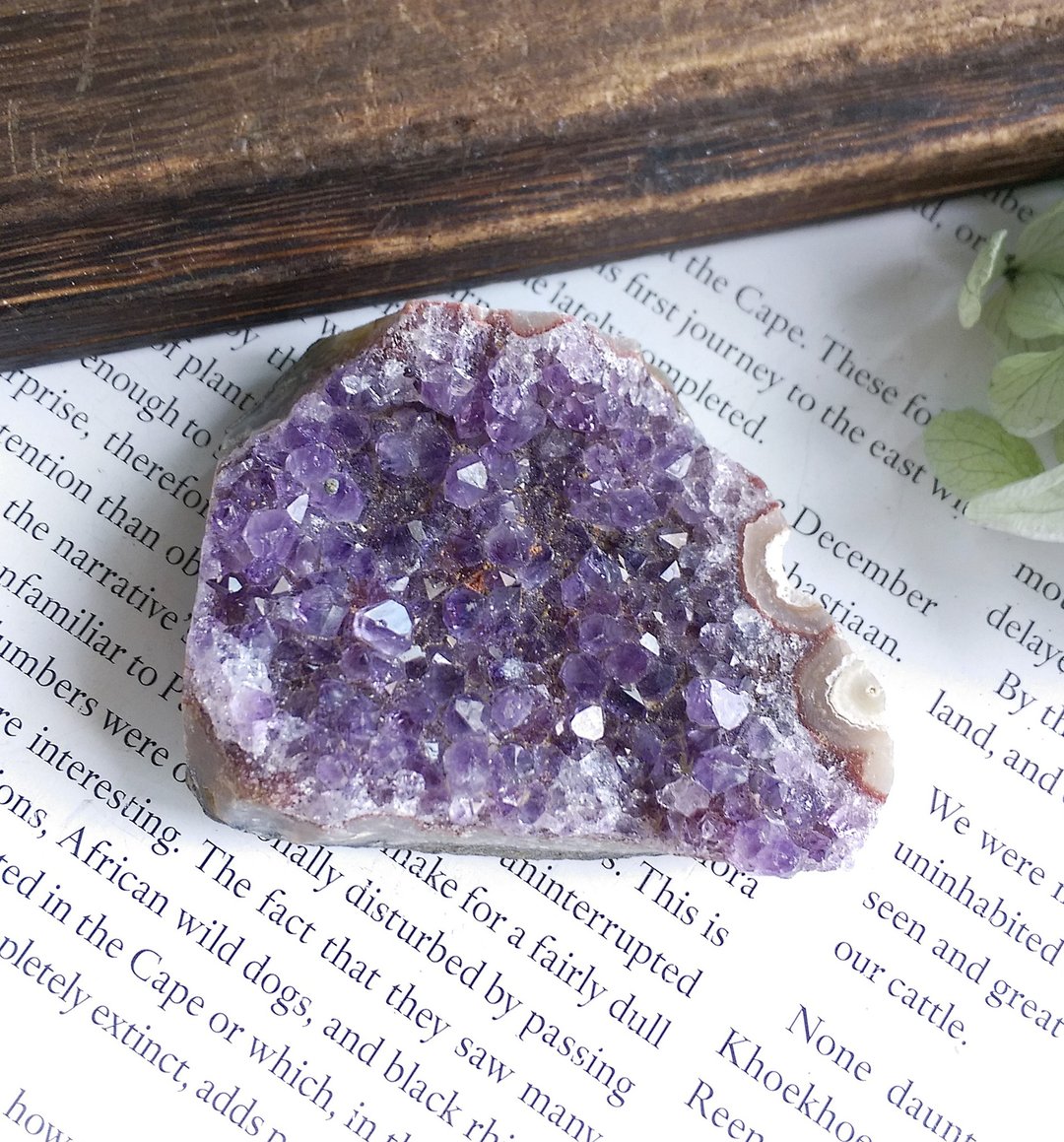Amethyst 巴西产地 原皮紫水晶 晶簇 天然矿石 原矿 - 摆饰 - 其他材质 