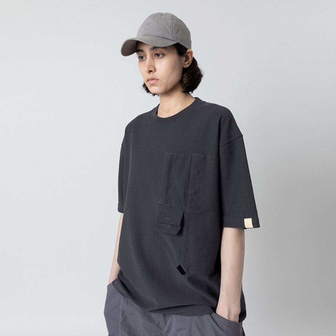 Smock Pocket Tee不对称设计登山服造型口袋廓形宽松T恤炭灰色 - 男装上衣/T 恤 - 棉 