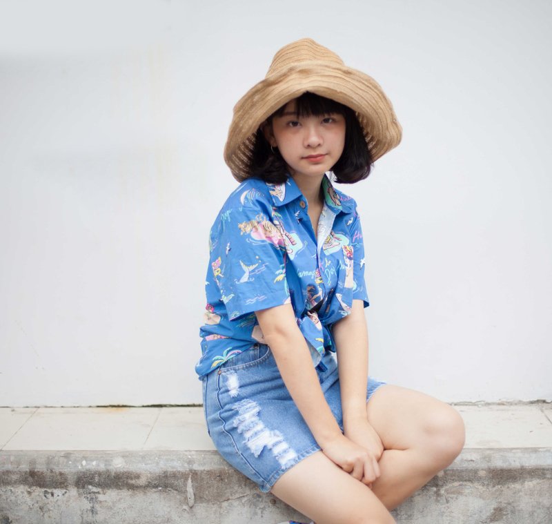 Surf in Dajeering print shirt - 女装衬衫 - 棉．麻 蓝色