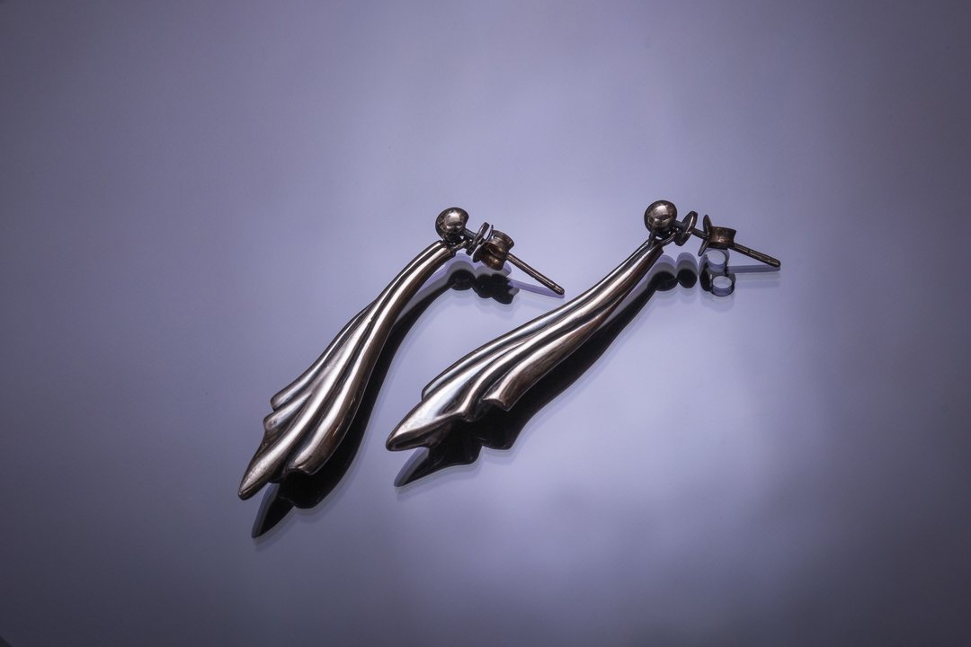 - 缎 - 耳环 Earring - 耳环/耳夹 - 纯银 银色
