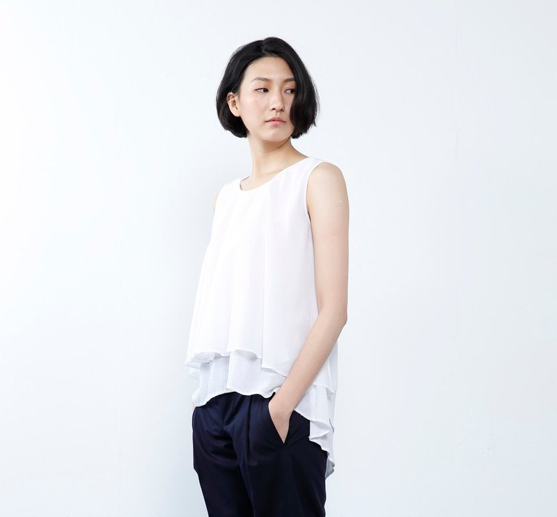 【凉夏精选】微风吹过千层雪 双层剪裁无袖上衣 白 - 女装上衣 - 棉．麻 白色