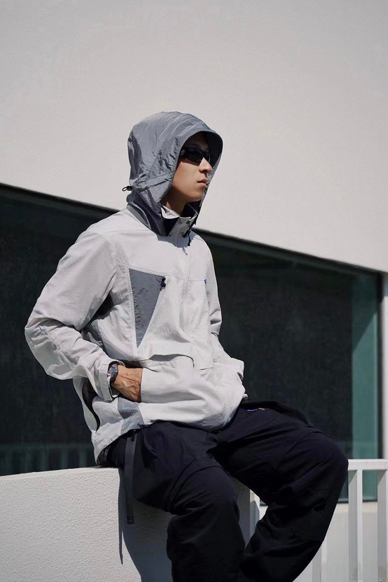 机能运动户外防晒UPF50+皮肤衣薄款透气外套 防泼水 - 男装外套 - 其他人造纤维 白色