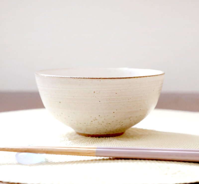 红泥白釉锈边饭碗 1 - 碗 - 陶 白色