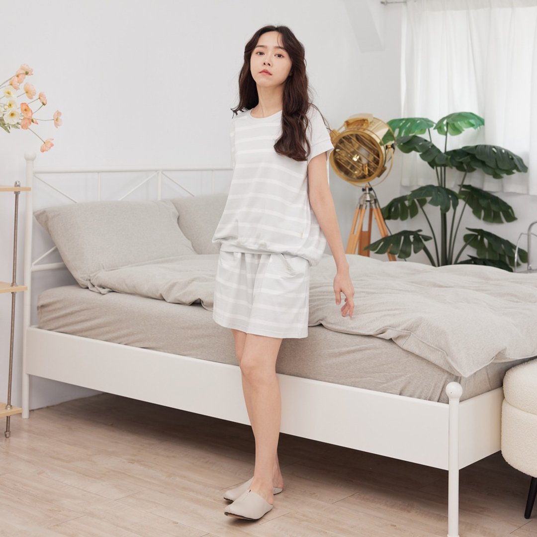 UMORFIL胶原蛋白宽版条纹睡衣套装-共2色 - 居家服/睡衣 - 棉．麻 多色