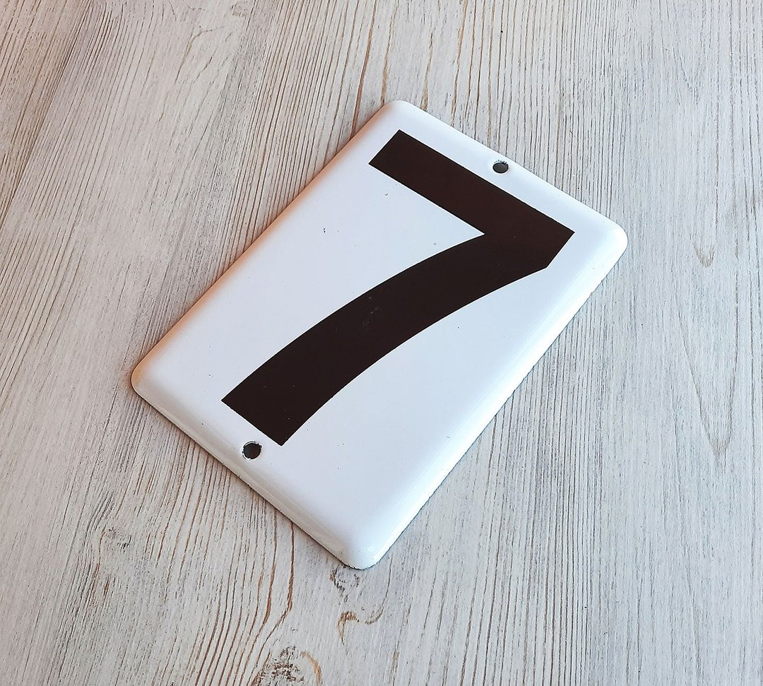 Enamel metal railway train car number sign 7 white black plaque vintage - 其他 - 其他金属 白色