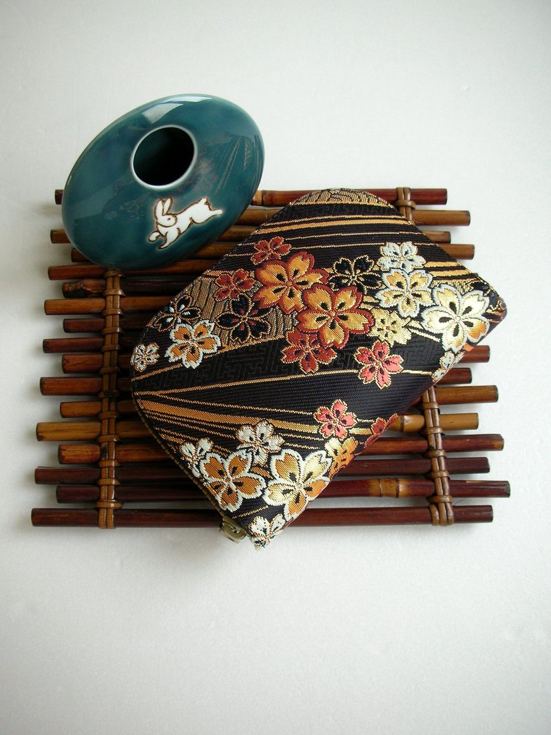 京西阵金襴锦织【青海波小樱】-短夹/皮夹/零钱包/ - 皮夹/钱包 - 丝．绢 咖啡色