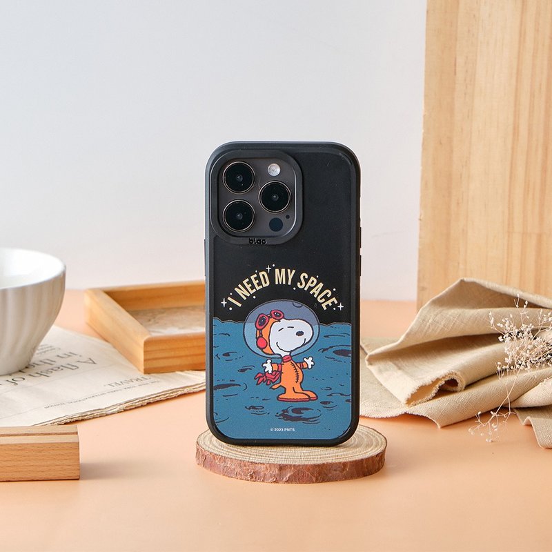 SNOOPY史努比 太空世界峡谷强悍MagSafe iPhone手机壳 - 手机壳/手机套 - 硅胶 黑色