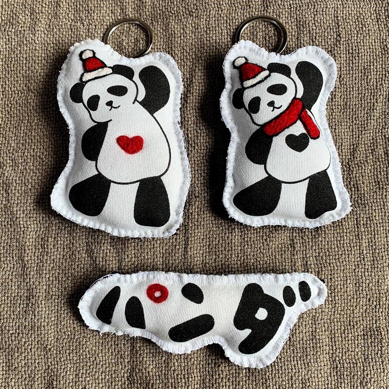 【Q-cute】节庆系列-圣诞节-说hi熊猫-钥匙圈/吊饰/别针 - 吊饰 - 其他材质 多色