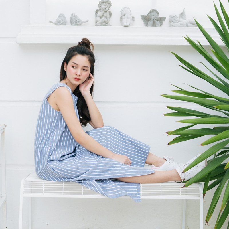 Sleeveless Maxi Dress - Blue - 洋装/连衣裙 - 棉．麻 蓝色