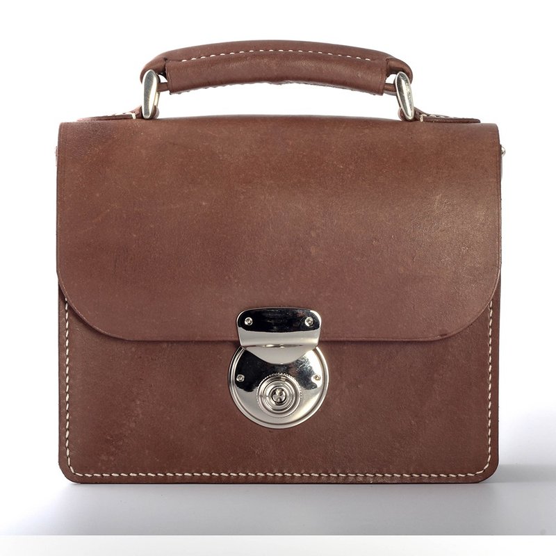 【颖川手创】迷你锁扣小方包+提把(红咖色)意大利植物鞣牛皮 - 侧背包/斜挎包 - 真皮 卡其色