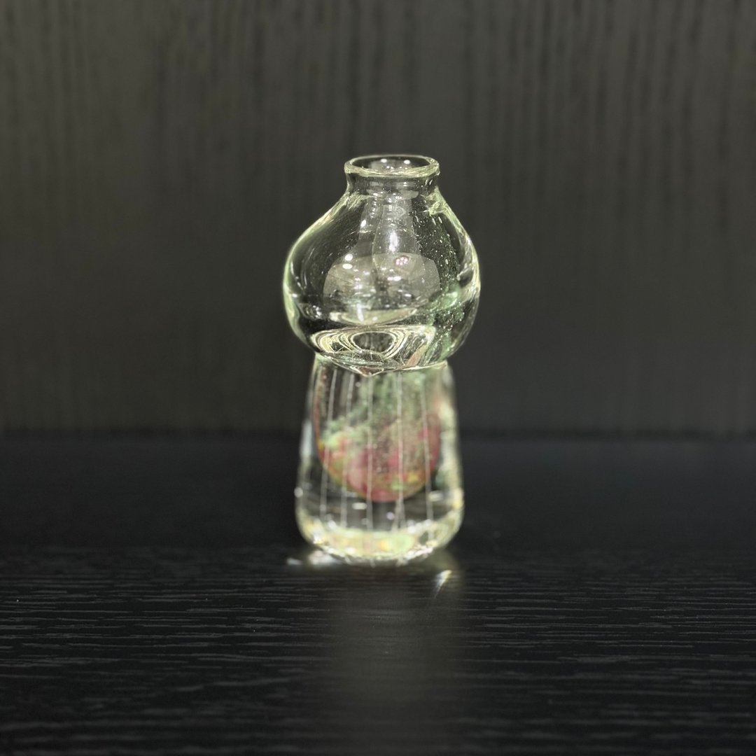 桃翠刻纹瓶 - 摆饰 - 玻璃 