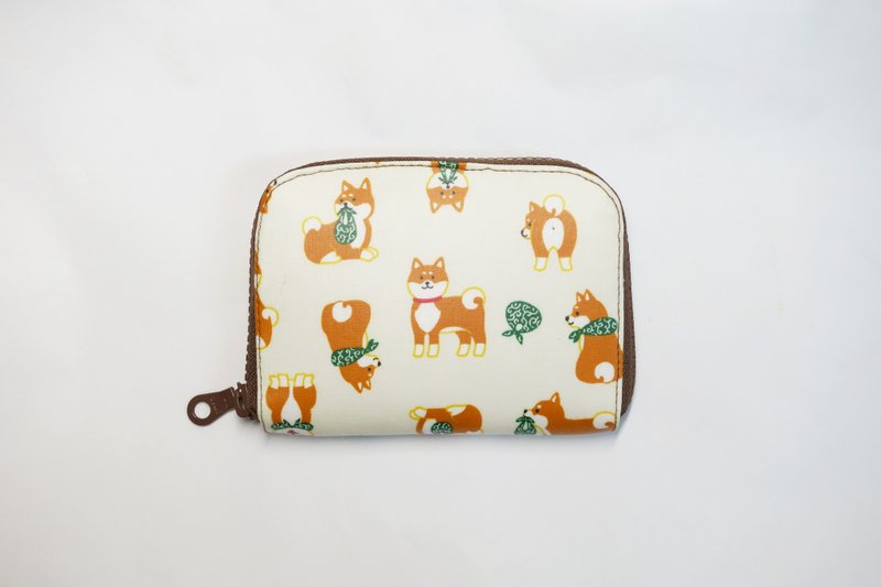 玩布手作。日本柴犬(米黄) 防水布 短夹 皮夹 钱包 零钱包 - 皮夹/钱包 - 防水材质 黄色