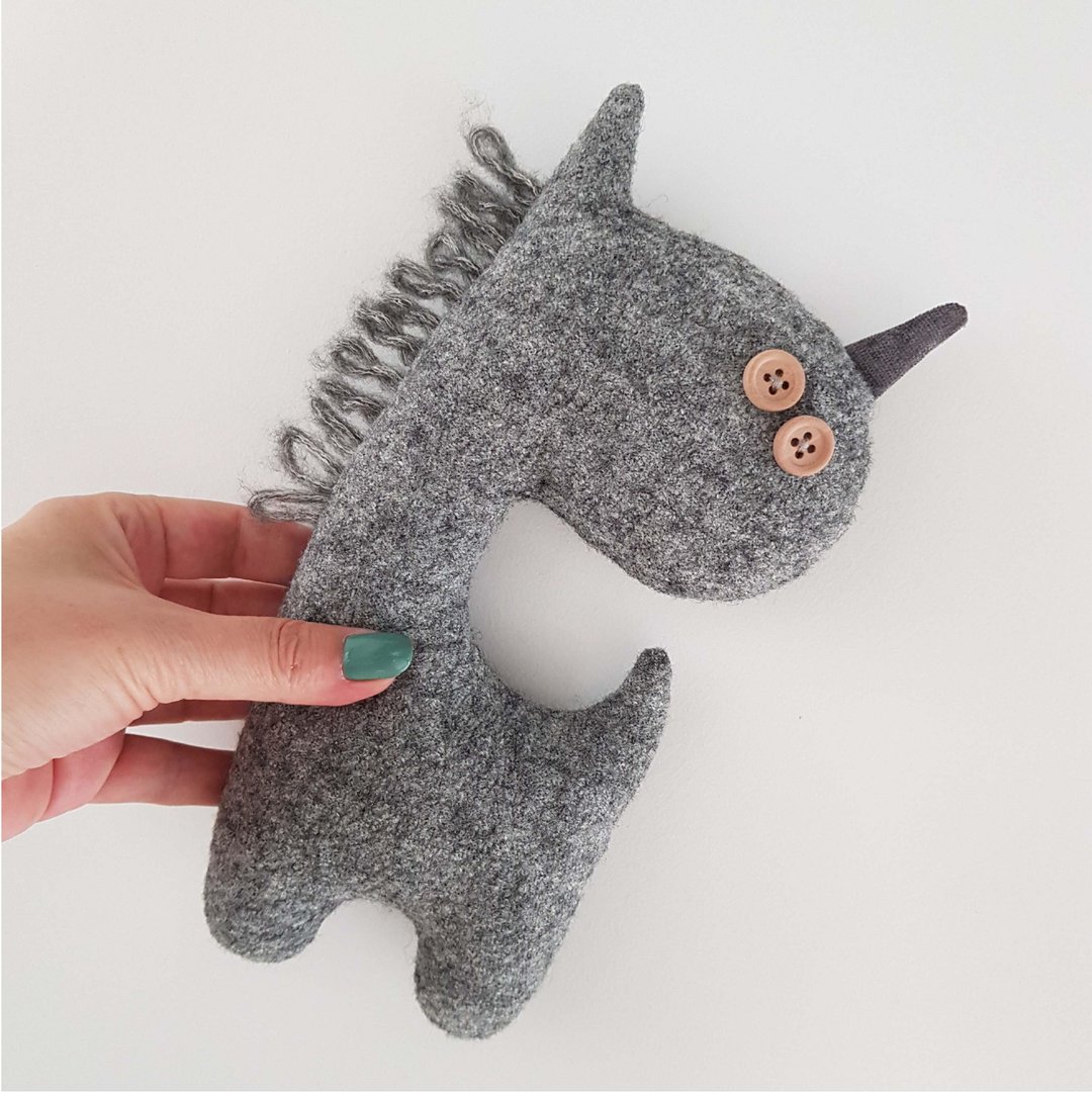 stuffed unicorn sewing pattern pdf rag doll tutorial in English Digital download - 手工艺教程/工具书 - 其他材质 