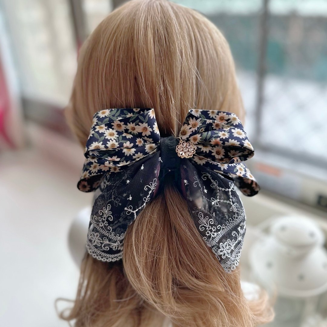 独家立体蕾丝蝴蝶结相交夹香蕉夹仙女夹发夹-黑底雏菊 - 发饰 - 其他材质 黑色