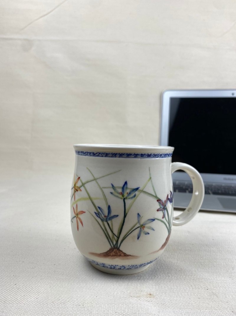 定制化OR订制  手拉胚手绘马克杯  可指定彩绘的图案与文字 - 其他杯子 - 瓷 白色