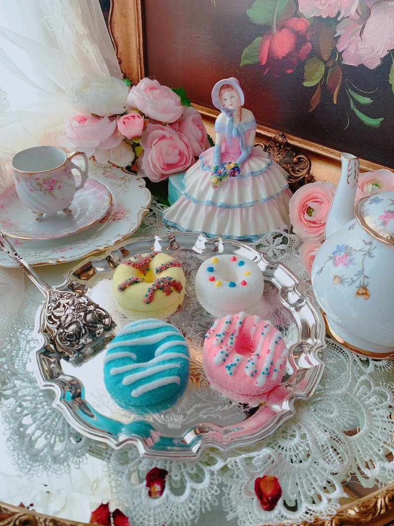 英国制1950年古董手工刻花镀银蛋糕盘 点心盘 托盘状况完整无脱银 - 盘子/餐盘/盘架 - 银 银色