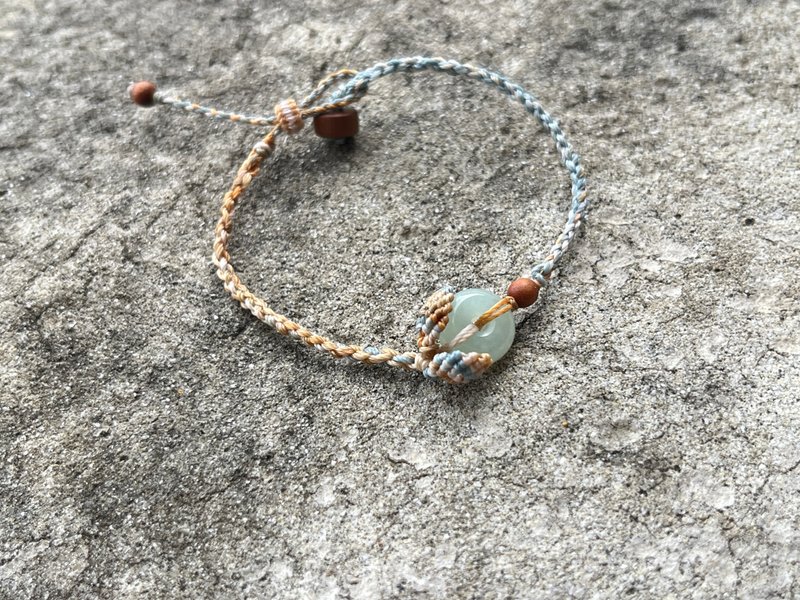 Angel's tears翠色-缅甸玉 糯种淡绿翡翠扣青果 编织秋色手绳 - 手链/手环 - 玉石 绿色