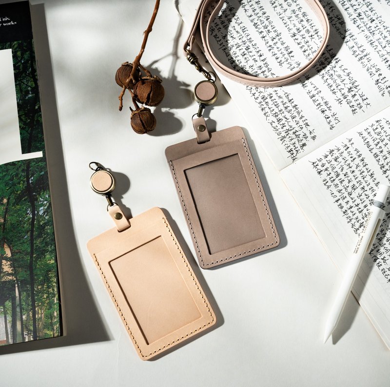 新 直式伸缩识别证 / ID Badge Holder / Gogoro / 证件套/抗干扰 - 证件套/卡套 - 真皮 