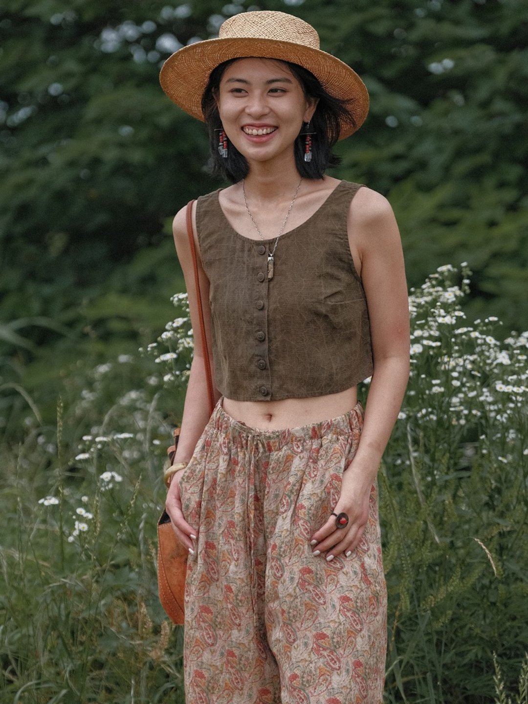 秋香色 香云纱前排扣胸衣 真絲質短款無袖背心上衣 - 女装背心 - 丝．绢 绿色