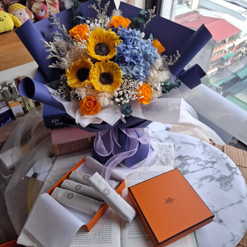 韩系永生向日葵绣球花束 向日葵花束 男士花束 毕业 父亲节花束 - 干燥花/捧花 - 植物．花 蓝色